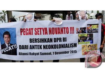 Unjuk rasa pecat Setya Novanto