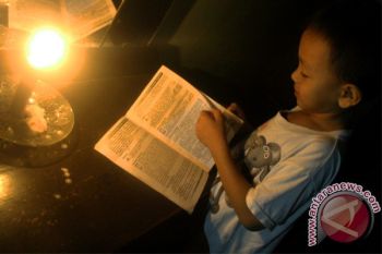 Warga Sampit Datangi DPRD Keluhkan Pelayanan PLN
