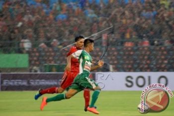 Semen Padang Runtuhkan PS TNI di Piala Jenderal Sudirman