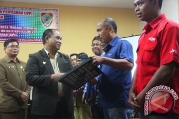 KPID Kalteng Beri Penghargaan 18 Lembaga Penyiaran