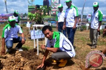 Pemkab Barito Utara Tanam 9.700 Bibit Pohon