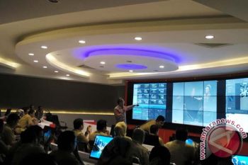 "Makassar Operating Room" Pusat Data Indonesia Timur 