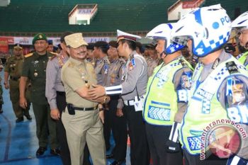 Gubernur Sulsel pimpin apel Lilin Lipu 