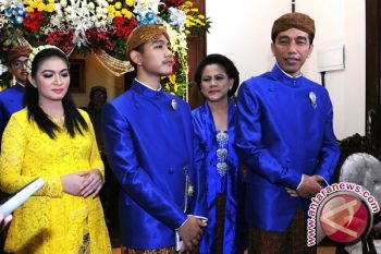 Presiden Hadiri Syukuran Tujuh Bulan Kehamilan Menantu