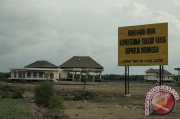 Penyelidikan Gedung BLK Poto Tano Masih Berlanjut