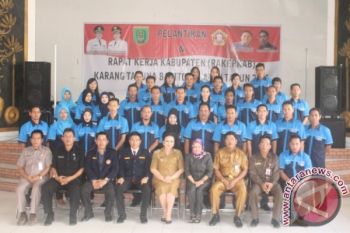 Wabup Lantik Pengurus Karang Taruna Barsel 