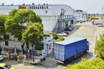 Shanghai fast food chain supplier stands trial over meat scandal