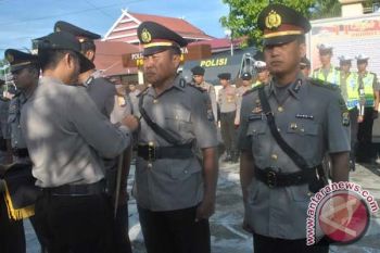 Kapolres Mamuju ganti tiga kapolsek 
