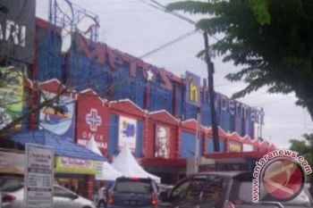 Pusat Perbelanjaan Jadi Wisata Alternatif Warga