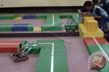 28 Tim bersaing di Celebes Robot Contes 
