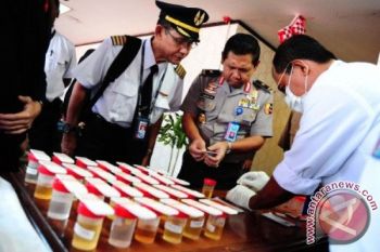 BNN Tes Urine Awak Pesawat di Bandara A. Yani