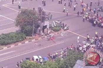 Ledakan Bom di Jakarta Diduga Bom Bunuh Diri