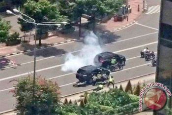 Saksi Mata Lihat Tiga Pelaku Bom Bunuh Diri Di Thamrin