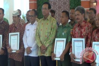 Sultan beri penghargaan 143 relawan PMI DIY