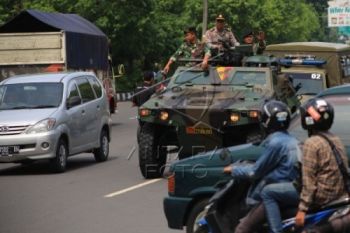 Aparat Gabungan Patroli Bersama Antisipasi Gangguan Kamtibmas