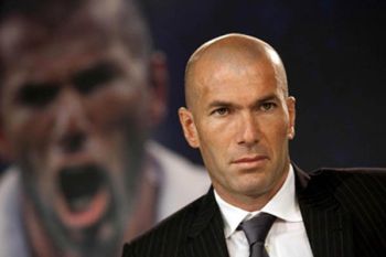 Real dan Atletico dilarang beli pemain selama setahun