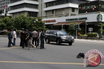 BOM JAKARTA - Polisi Geledah Bekas Kamar Terduga di Sampit