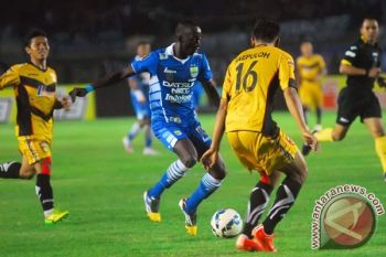 Kalah Adu Penalti 3-2 Atas Mitra Kukar, Arema Gagal ke Final Piala Jenderal Sudirman
