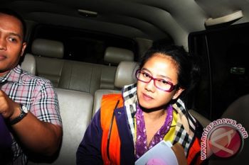 KPK Periksa Dua Rekan Damayanti 
