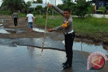 Kerusakan Jalan Sampit-Bagendang Ancam Pasokan Sembako, Bagaimana Upaya Pemerintah?