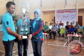 Persani Barut Belum Miliki Gedung Senam Standar