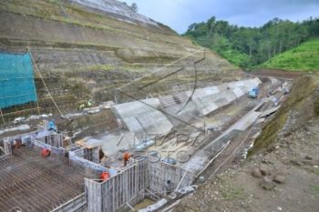 Logung Dam Project in Kudus 58 Percent Completed 