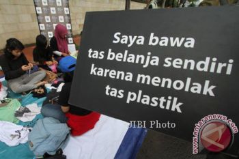 22 Pemkot komitmen terapkan kantong plastik berbayar