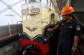 Lokomotif Kuno dari TMII Ditunda Pengirimannya ke Solo