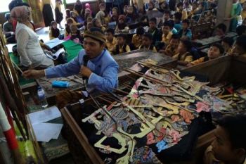 Pondok Tingal Lestarikan Dongeng Anak