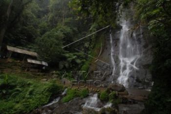 Curug Glotok, Air Terjun Berketinggian 30 Meter di Wonosobo
