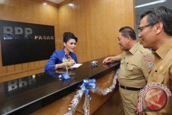 Pemkot penghubung pedagang pasar dengan BPR