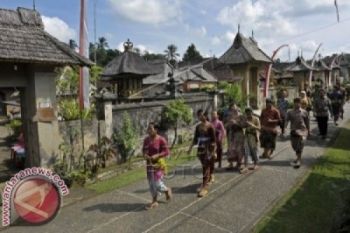 Sekretariat DPRD DIY pelajari pengembangan pariwisata Bali 