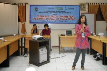 Berhenti Jadikan Tunanetra Objek Belas Kasihan