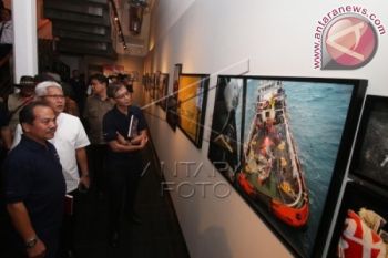 Pameran Foto Kilas Balik LKBN Antara
