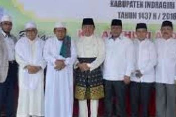 Bupati Inhil Gelar Maulid Nabi Di Kediamannya