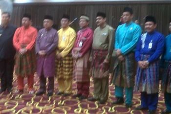  Dihadiri Dedi Narko Seniman Lukis Pasir, Gubri Resmikan Gedung BRK