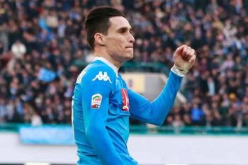 Napoli tetap puncaki klasemen Seri A