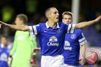 Everton Gasak Stoke 3-0