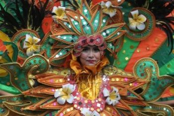  Umat Lintas Agama Meriahkan Kirab Imlek