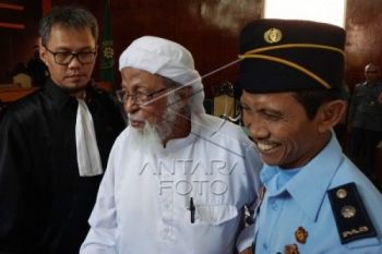 Sidang PK, Ba'asyir Minta Pengadilan Jujur Menilai Kesalahan 