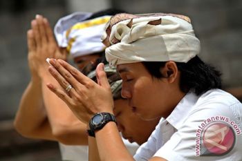 Denpasar Semarak saat Umat Hindu Rayakan hari Suci Galungan