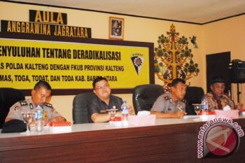 Polda Kalteng Penyuluhan Deradikalisasi Di Barito Utara
