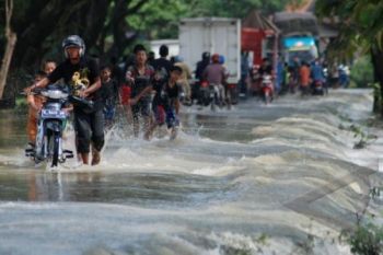 Puluhan Rumah Penduduk Tergenang Banjir