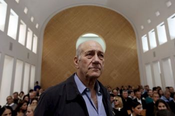 Mantan PM Israel Ehud Olmert Masuk Penjara Karena Korupsi