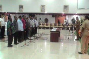 Gubernur Papua segera lantik enam bupati terpilih