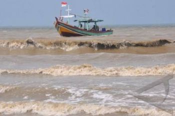 Cuaca Buruk, Nelayan Pekalongan Nekat Melaut