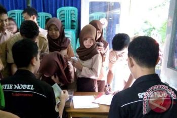 Siswa SMK antusias ikut seminar kewirausahaan 