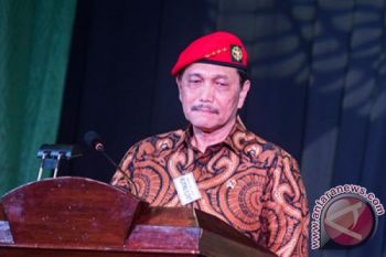 Luhut: Penangkapan di Malang Semakin Mengungkap Jaringan Teroris di Indonesia 