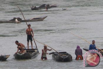 Penambang Pasir Tradisional