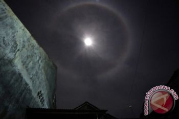 Fenomena Halo Bulan